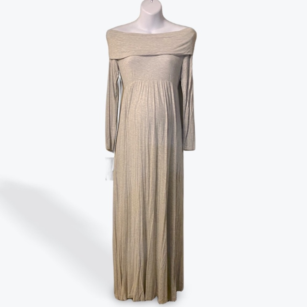 Maternity maxi dress